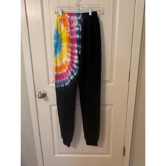 NWT Lola + The Boys Women’s Rainbow Tie Dye Ruffle Co-ord Set Large - Picture 7 of 8